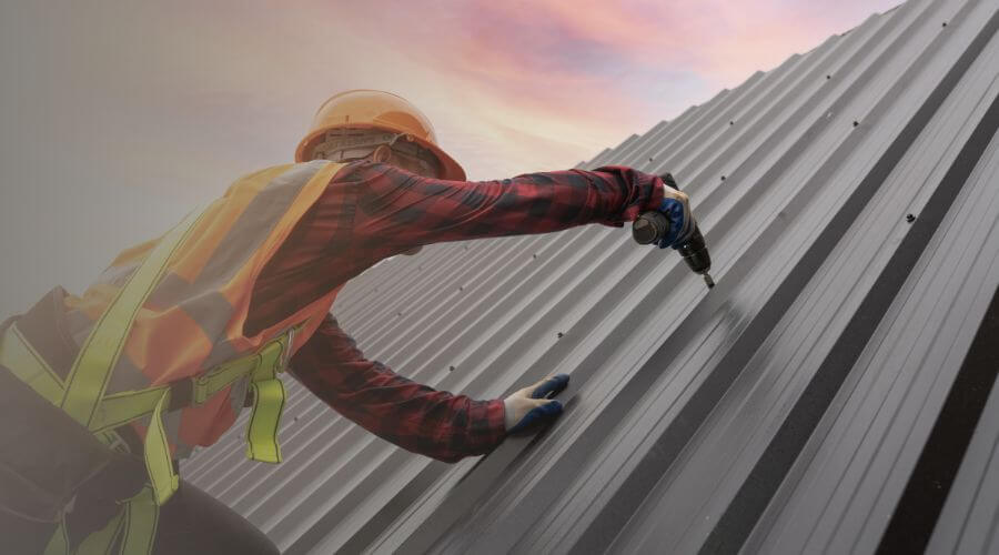 Professional gutter cleaning in Woodstock, VT